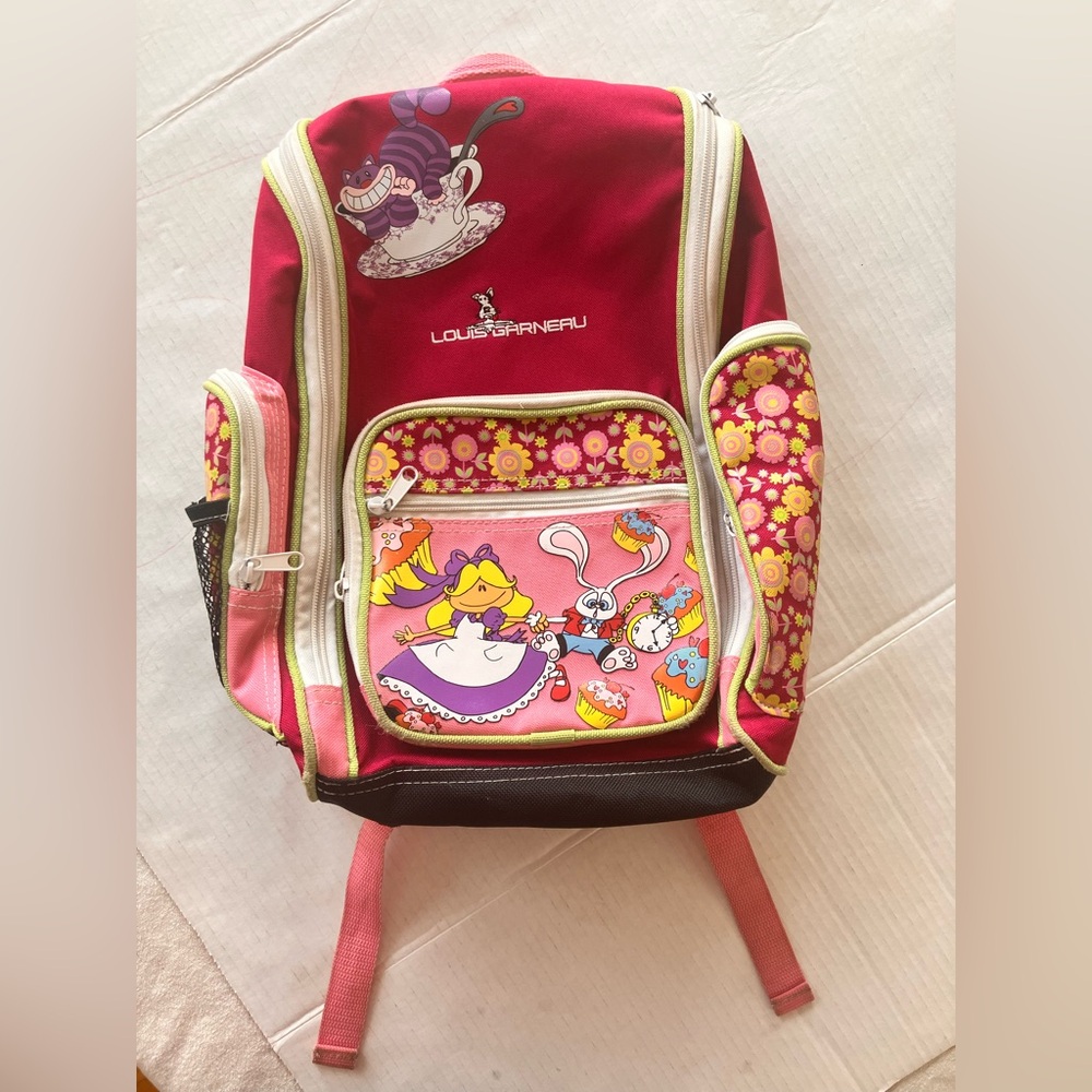 Louis Garneau Kids Backpack – Alice in Wonderland Theme